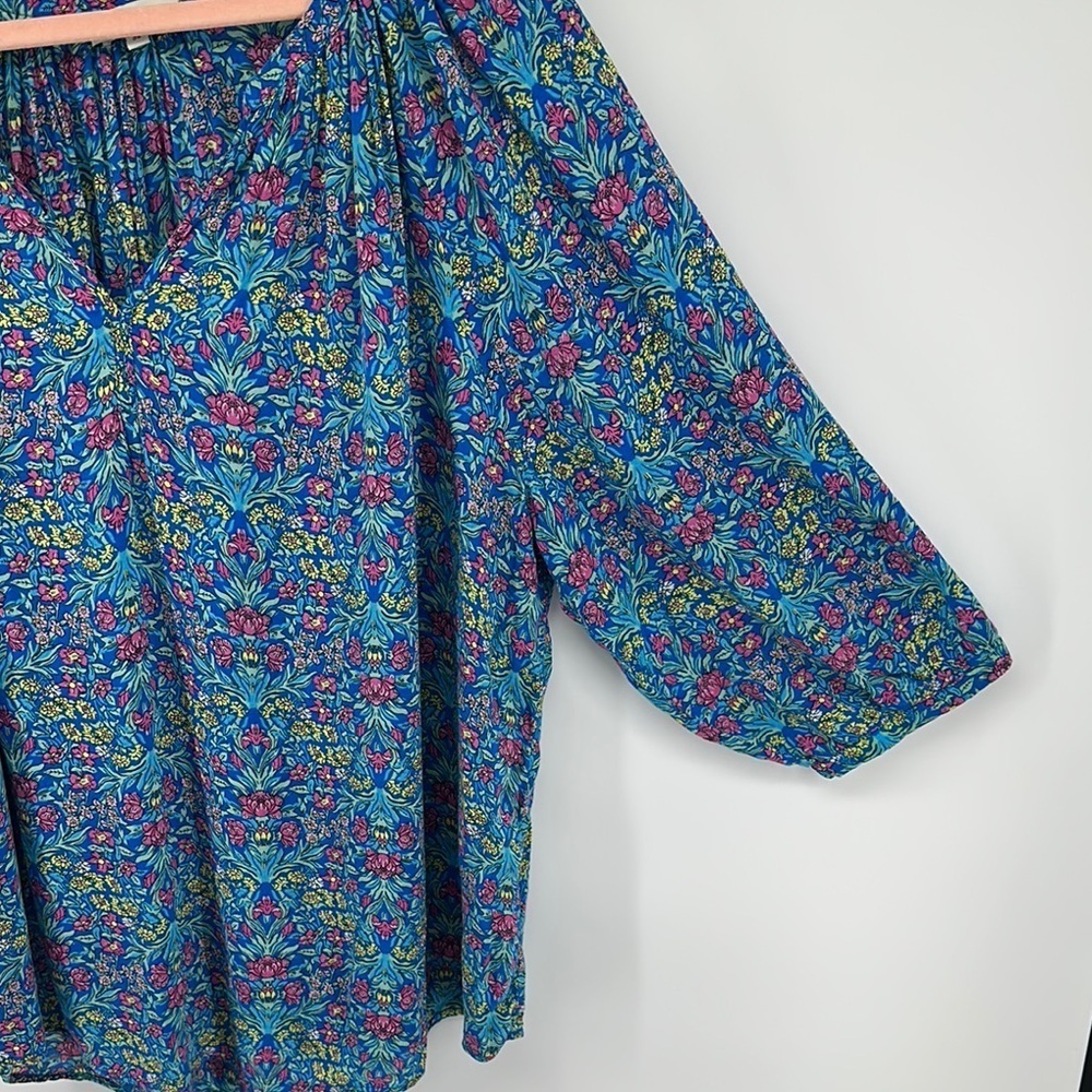 Adrienne Vittadini Blue, Pink & Yellow Floral Relaxed Plus Sz Blouse Sz 2x - Picture 3 of 10